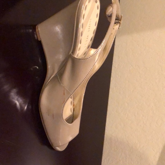 Nine West Patent wedges - Picture 2 of 3